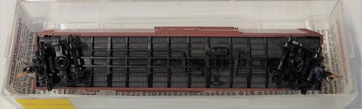 Micro-Trains 07700030 N Scale Alaska Railroad 50' Single Door Boxcar #8019