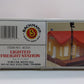 Bachmann 46216 HO Freight Station With Light Operating Accessories