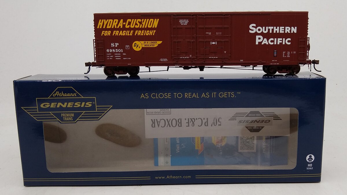 Athearn G73010 HO Southern Pacific 50" PC&F 8" & 6" Box Car #698501