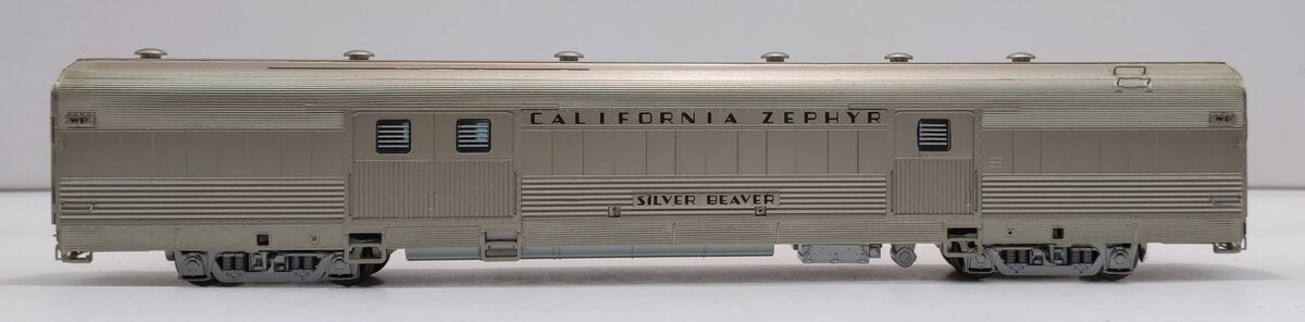 Broadway Limited 523 HO Paragon Series WP "Silver Beaver" Baggage Car