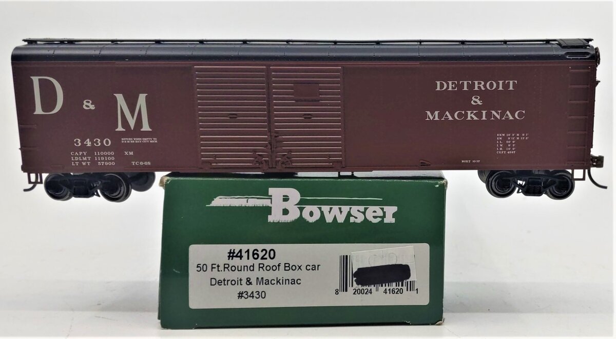 Bowser 41620 HO Detroit and Mackinac X32 4 Door Box Car Ready-To-Run #3430