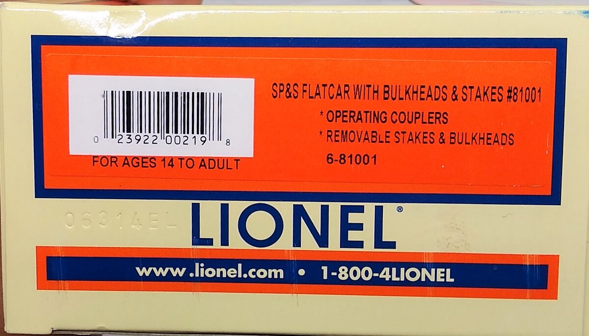 Lionel 6-81001 O Gauge SP&S Flatcar With Bulkheads & Stakes