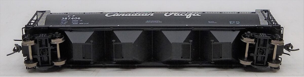 InterMountain 45127-11 Canadian Pacific Cylindrical Covered Hopper #387406