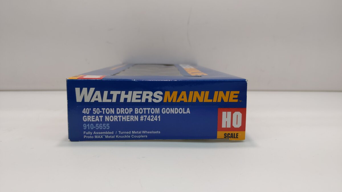 Walthers 910-5655 HO Scale Great Northern Gondola #74241