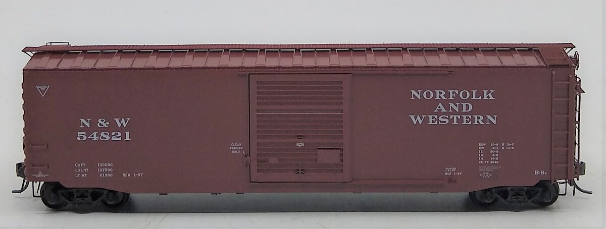 Kadee HO scale 6005 - 50' PS-1 Boxcar Single 9' Youngstown N & W Rd#54821