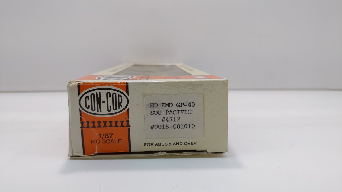 Con-Cor 0015-001010 HO Southern Pacific EMD GP-40 Diesel Locomotive #4712