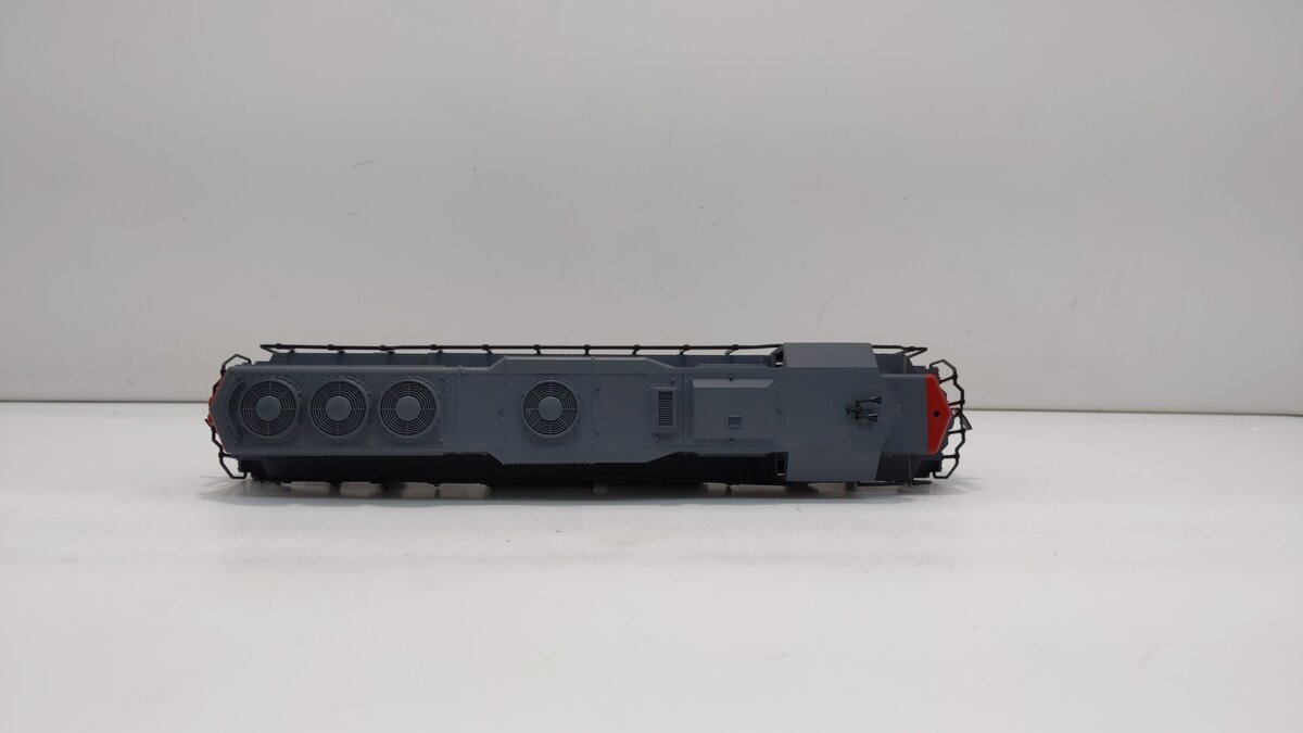 Con-Cor 0015-001010 HO Southern Pacific EMD GP-40 Diesel Locomotive #4712