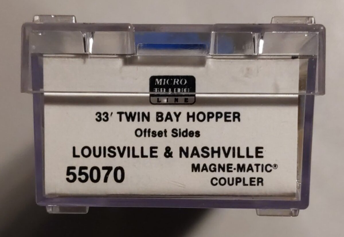 Micro-Trains 05500070 N Louisville and Nashville 33' Twin Bay Hopper #60026