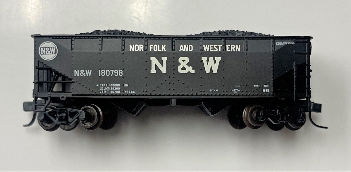Atlas 40832 N Scale Norfolk & Western 2-Bay Offset Hopper #180798