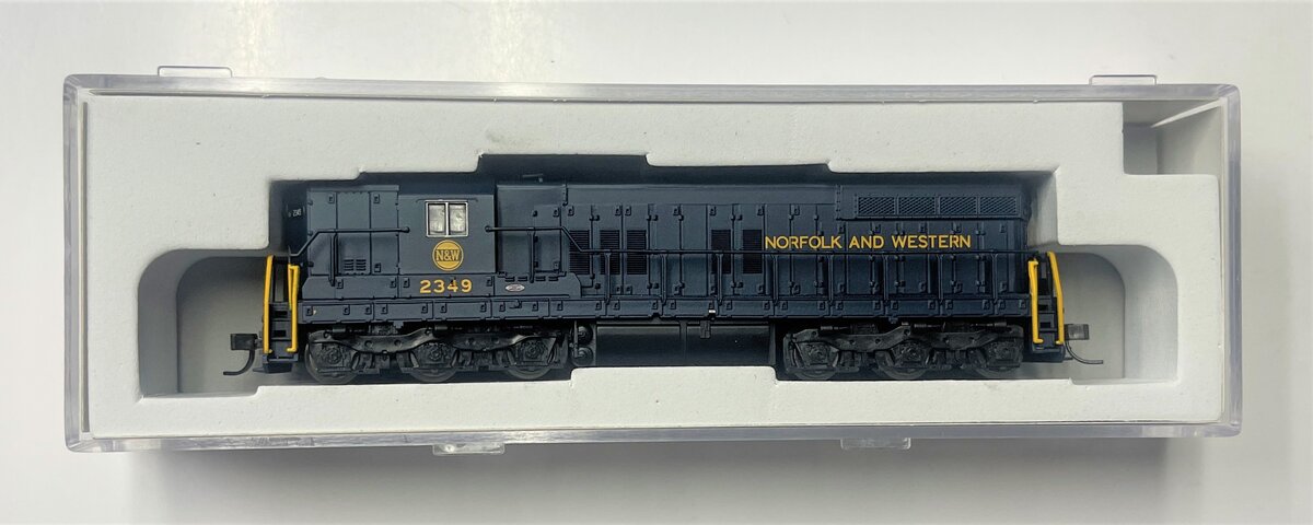 Atlas 40001851 N Scale Norfolk & Western SD9 Diesel Locomotive w/DCC #2349