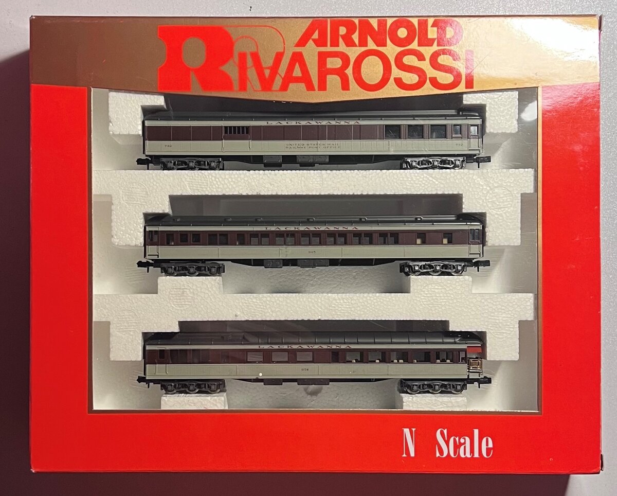 Rivarossi 0554 N Scale Lackawanna 3-Car Heavyweight Passenger Set
