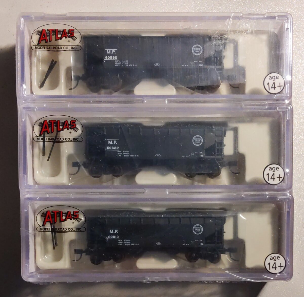Atlas 5610 N Scale Missouri Pacific 2-Bay Offset Hopper Cars (Set of 3)