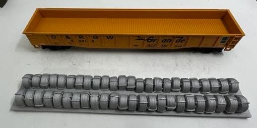 MTH 20-98813 O Gauge D&RGW Gondola #56318 with Coiled Wire Load