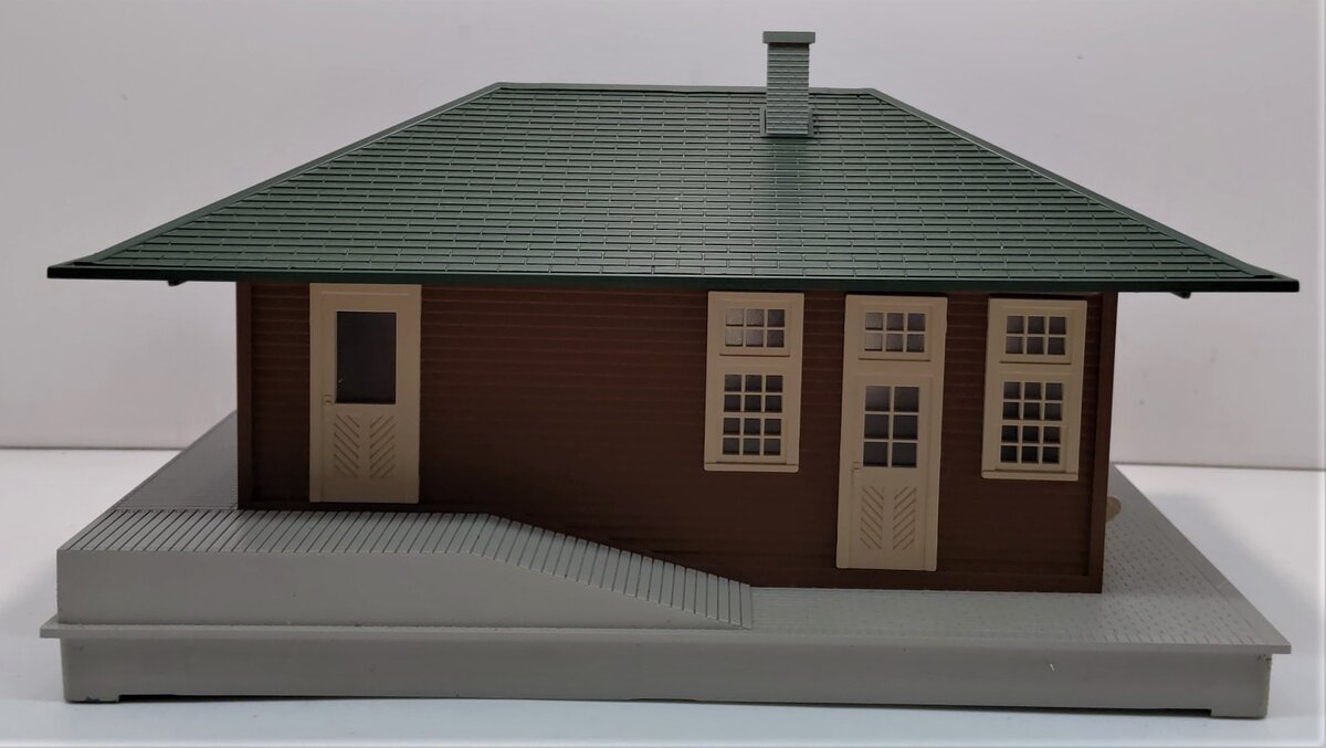 Lionel 6-37928 O Passenger Station w/Sounds
