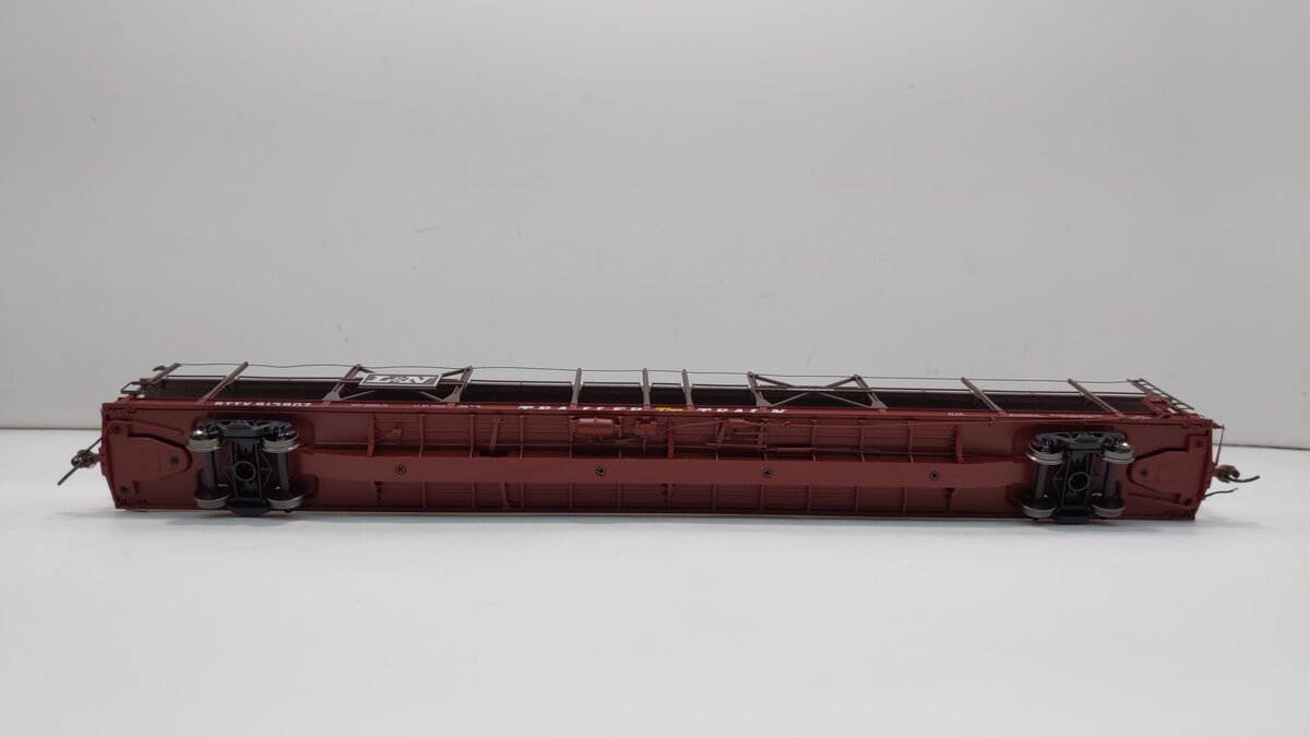 Athearn G69932 HO Louisville and Nashville/BTTX F89-F Bi-Level Auto Rack #913907