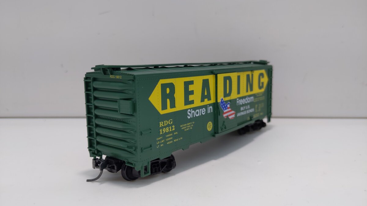 Mantua 734186 HO Reading 41' Steel Boxcar #19812