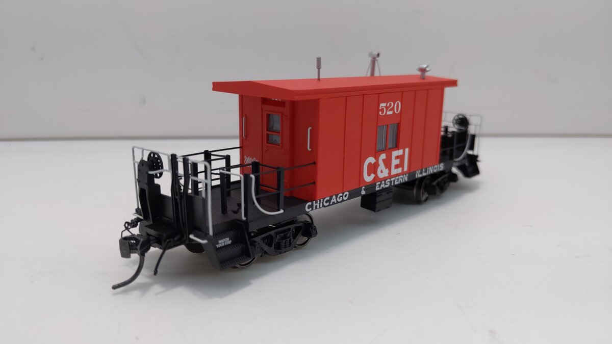 Bluford Shops 33051 HO Scale CEI Steel Transfer Caboose w/Long Roof