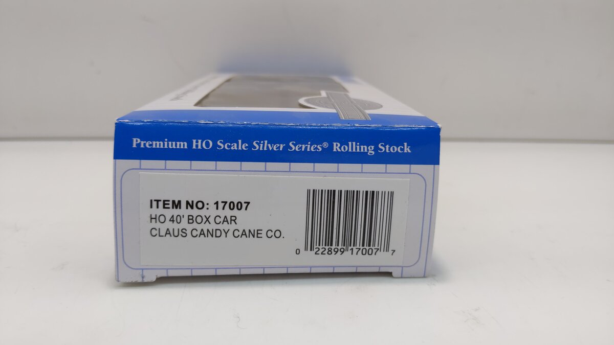 Bachmann 17007 HO Claus Candy Cane Co. 40' Box Car