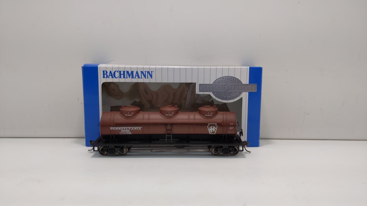 Bachmann 17104 HO Pennsylvania 40' Three Dome Tank Car #498655