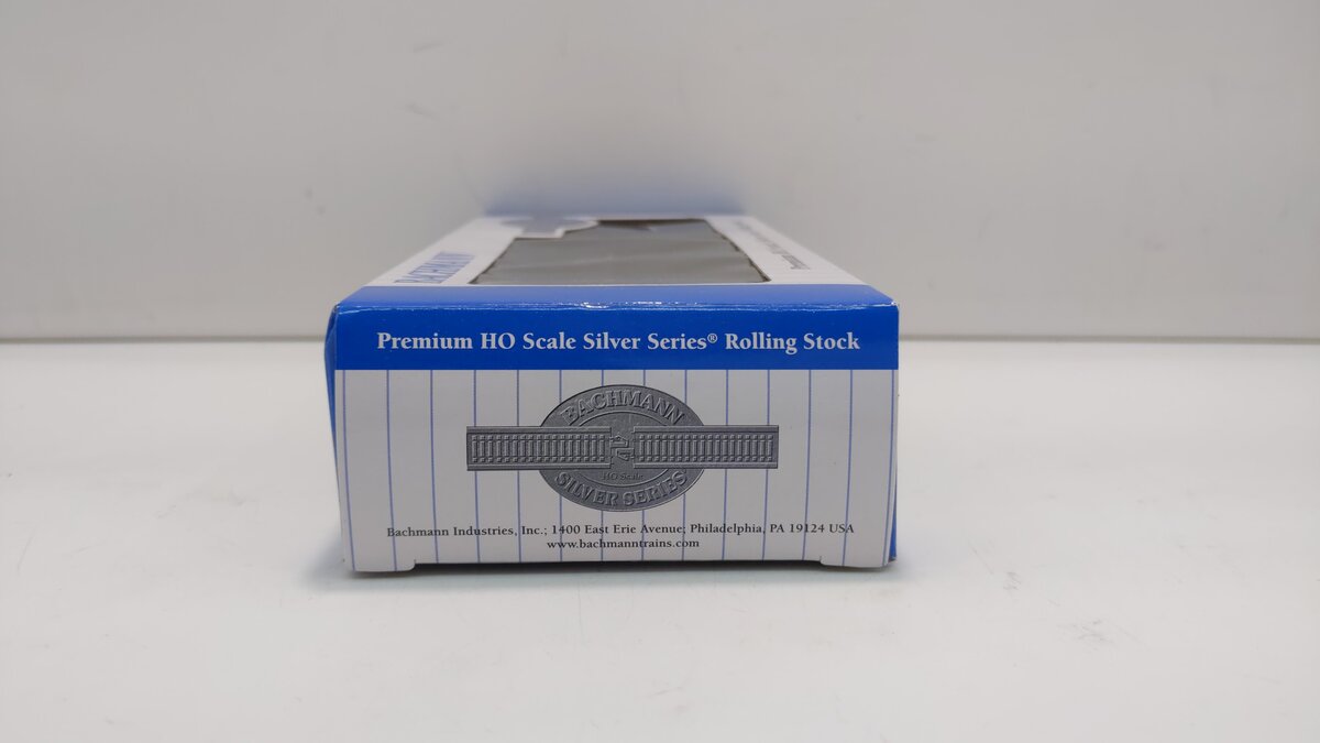 Bachmann 17104 HO Pennsylvania 40' Three Dome Tank Car #498655
