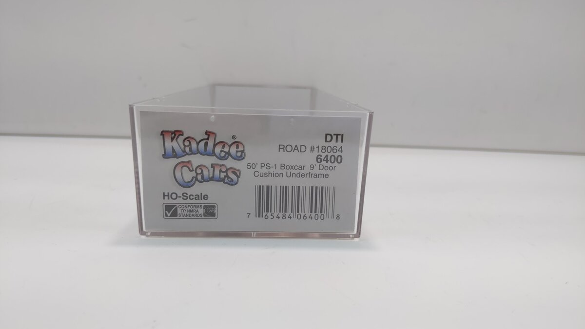 Kadee 6400 HO Scale Detroit Toledo & Ironton Box Car #18064