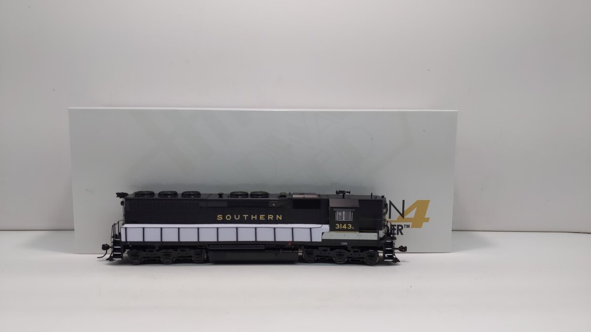Broadway Limited 4292 HO SOU EMD SD45 High-Nose Diesel Locomotive #3143