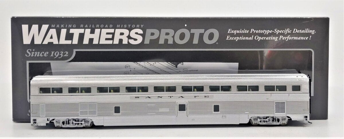Walthers 920-13313 HO Santa Fe 85' Budd Hi-Level 72-Seat Coach
