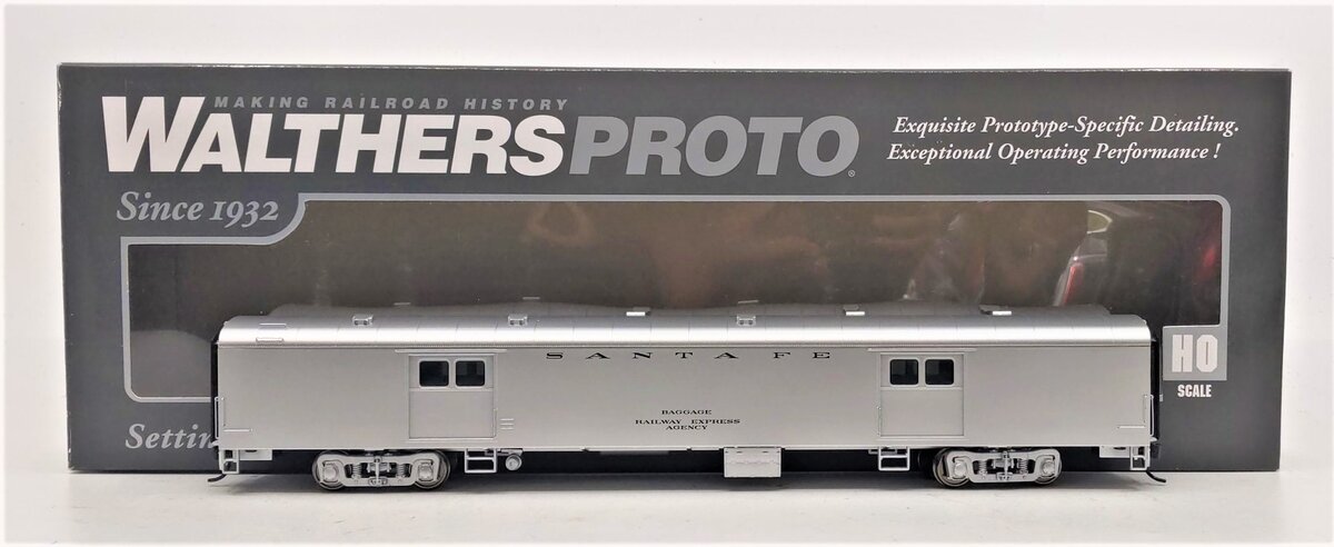 Walthers 920-9600 HO Atchison Topeka Santa Fe 74' Pullman-Standard Baggage Car