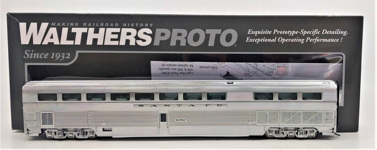 Walthers 920-9623 HO Atchison, Topeka & Santa Fe 85' Budd Hi-Level Diner #652
