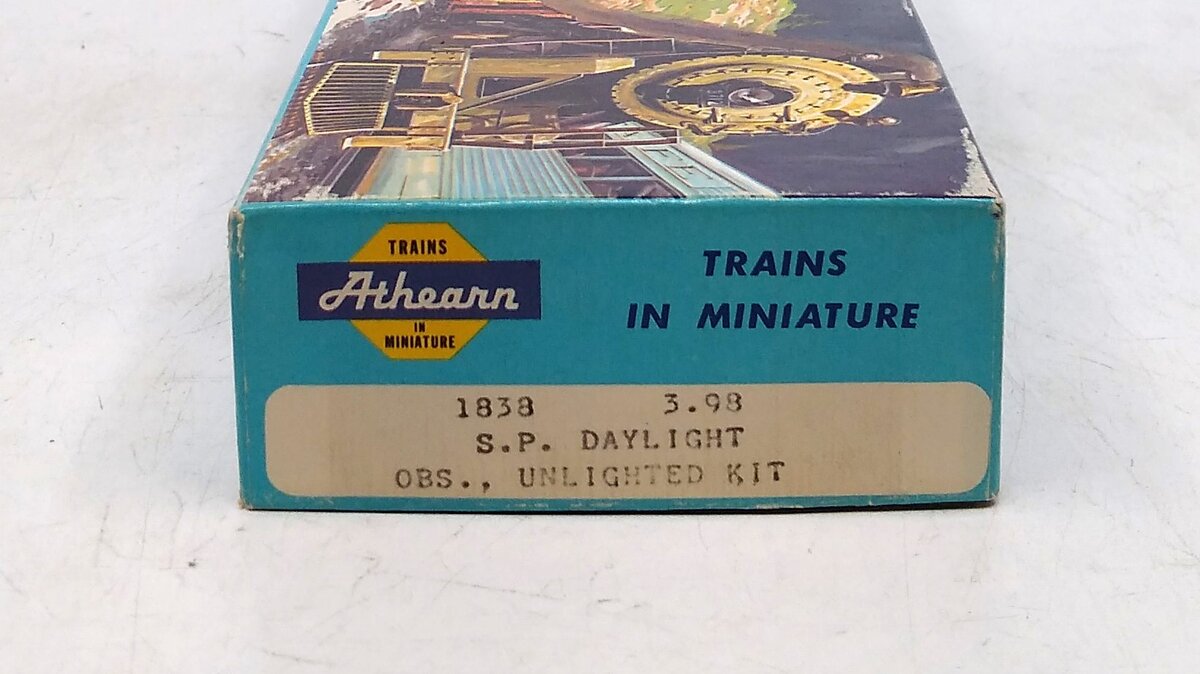 Athearn 1838 HO Scale Southern Pacific Observation Car Kit