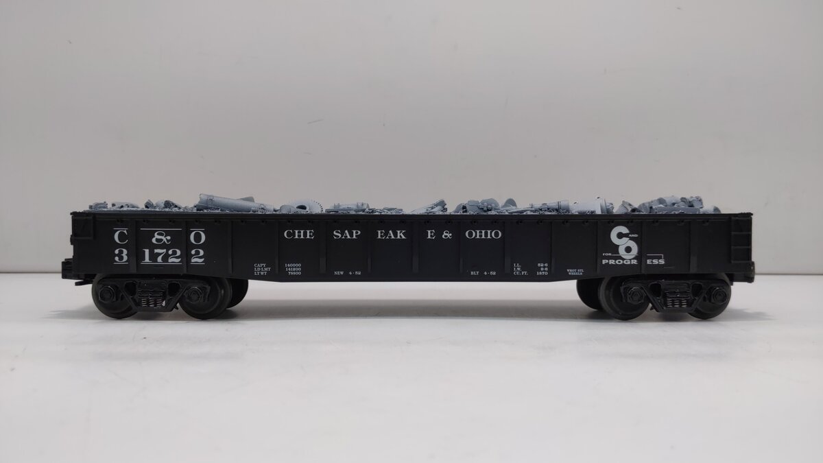 MTH 30-7214 O Gauge Chesapeake & Ohio Gondola w/ Scrap Load #31722