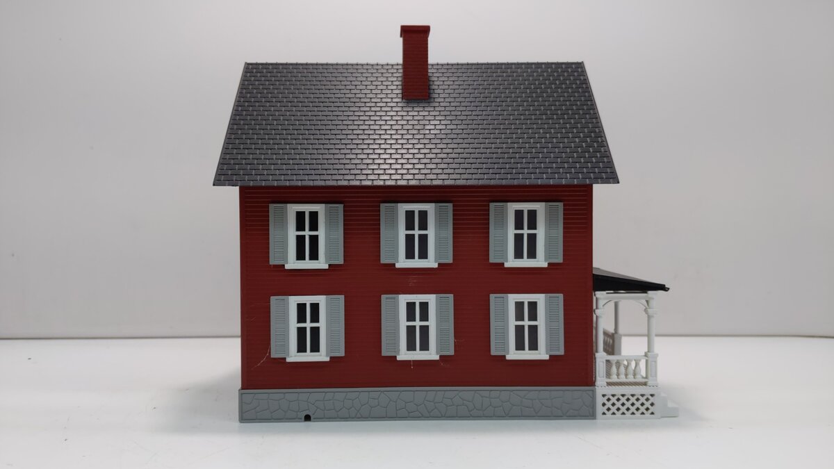 MTH 30-9016 O Red W/Gray Built Up Farm House