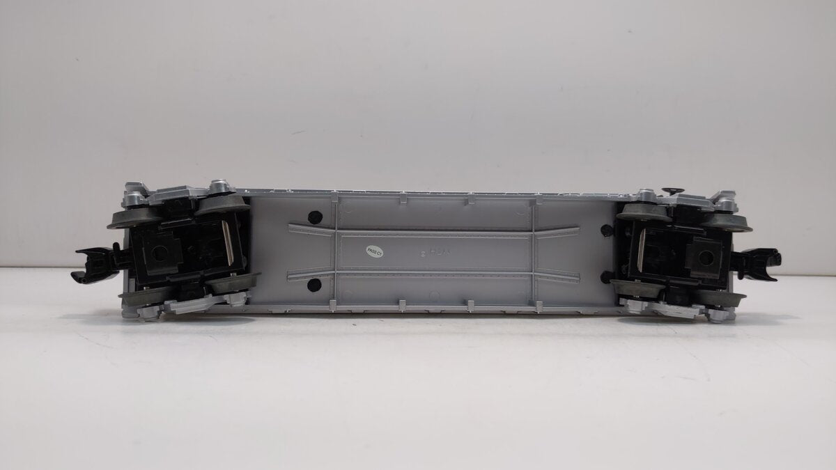 MTH 30-76465 O Amtrak Flat Car w/ Trailer