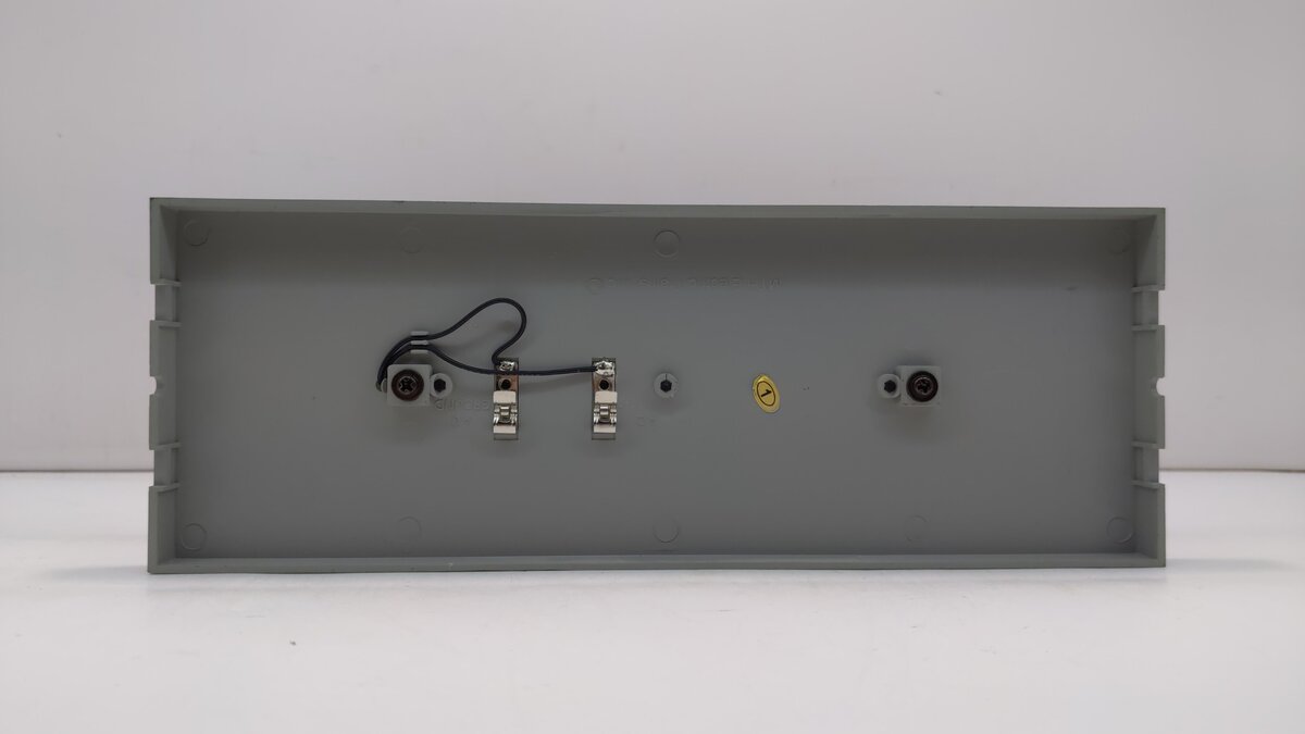 MTH 30-90315 Gray w/Green Roof Passenger Station Platform