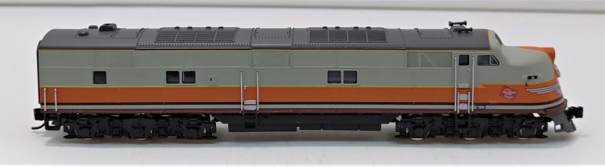 Broadway Limited 3021 N Milwaukee Road EMD E6A Diesel Locomotive #15B w/DCC