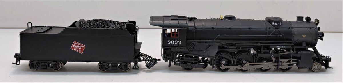 Broadway Limited 2887 HO Milwaukee Road USRA Heavy 2-8-2 Mikado #8639