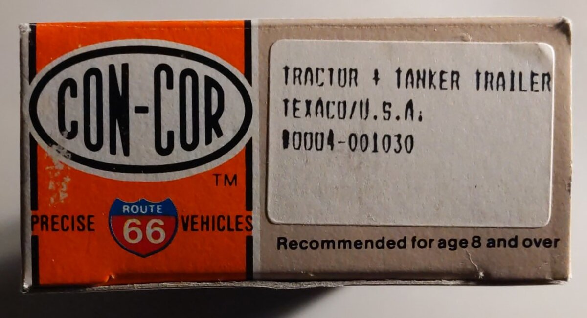 Con-Cor 0004-001030 HO Scale Texaco Oil Tractor w/Tanker Trailer