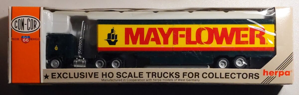 Con-Cor 0004-001047 HO Scale Mayflower Tractor Trailer
