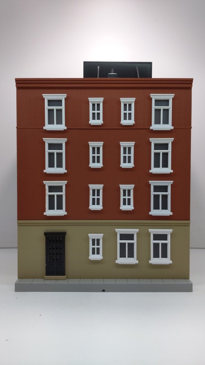 MTH 30-9013 O Four Story Office Supply Building