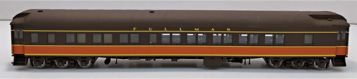 Walthers 932-10567 HO Illinois Central Pullman Heavuweight 10-1-2 Sleeper Car