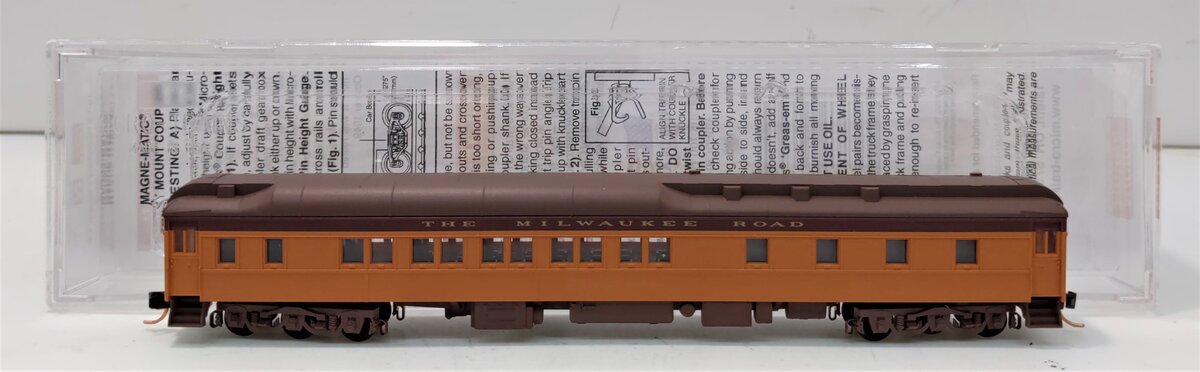 Micro-Trains 14100120 N Milwaukee 83' 10-1-2 Sleeper Heavy Weight Passenger