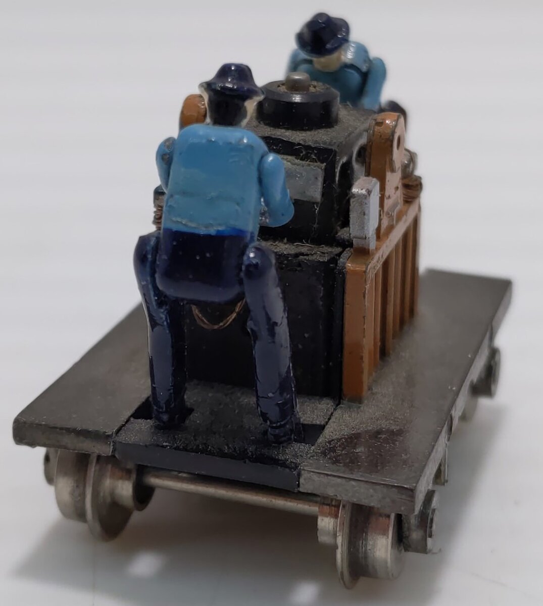 Bachmann 1320 HO Blue Gandy Dancer Electrically Powered Hand Car
