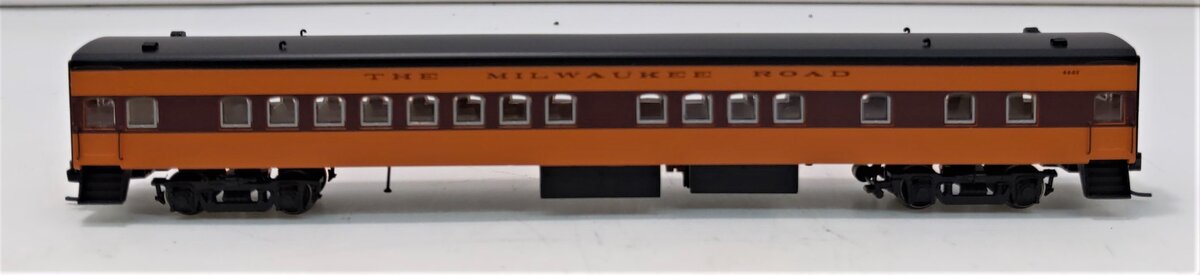 Fox Valley Models 40107 N Scale 1935 Milwaukee Road Bunk Coach Car #4443