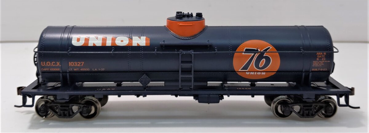 Athearn 7305 HO Union Oil Single Dome Tank Car #10327