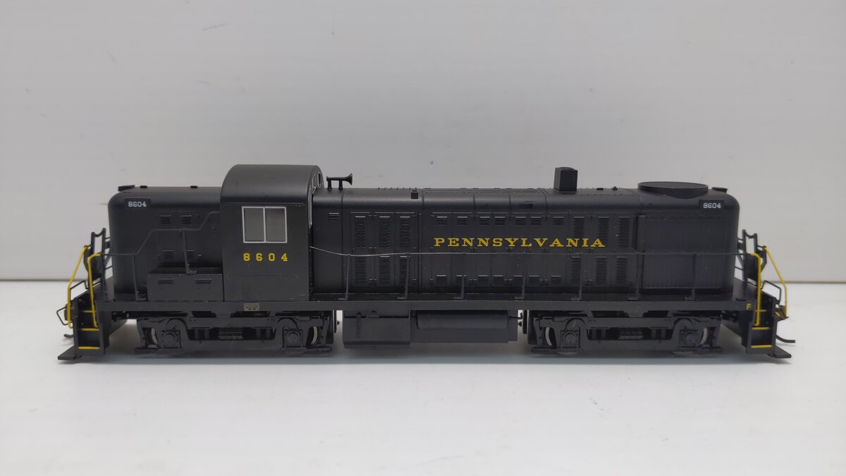 Bachmann 64205 HO Pennsylvania RS3 Diesel Locomotive w/DCC #8604