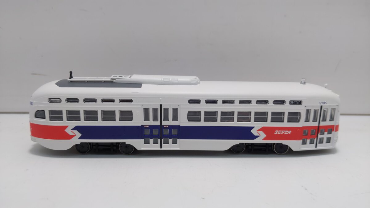 Bowser 12669 HO Scale PCC Septa Phase 1 Diesel Loco W/ DCC & Sound #2185