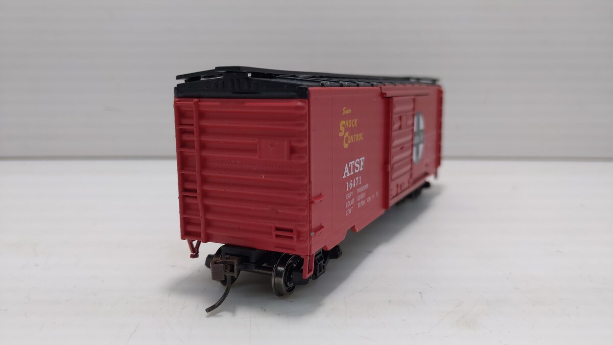 Model Power 2171 HO Scale ATSF Santa Fe 40' Metal Box Car