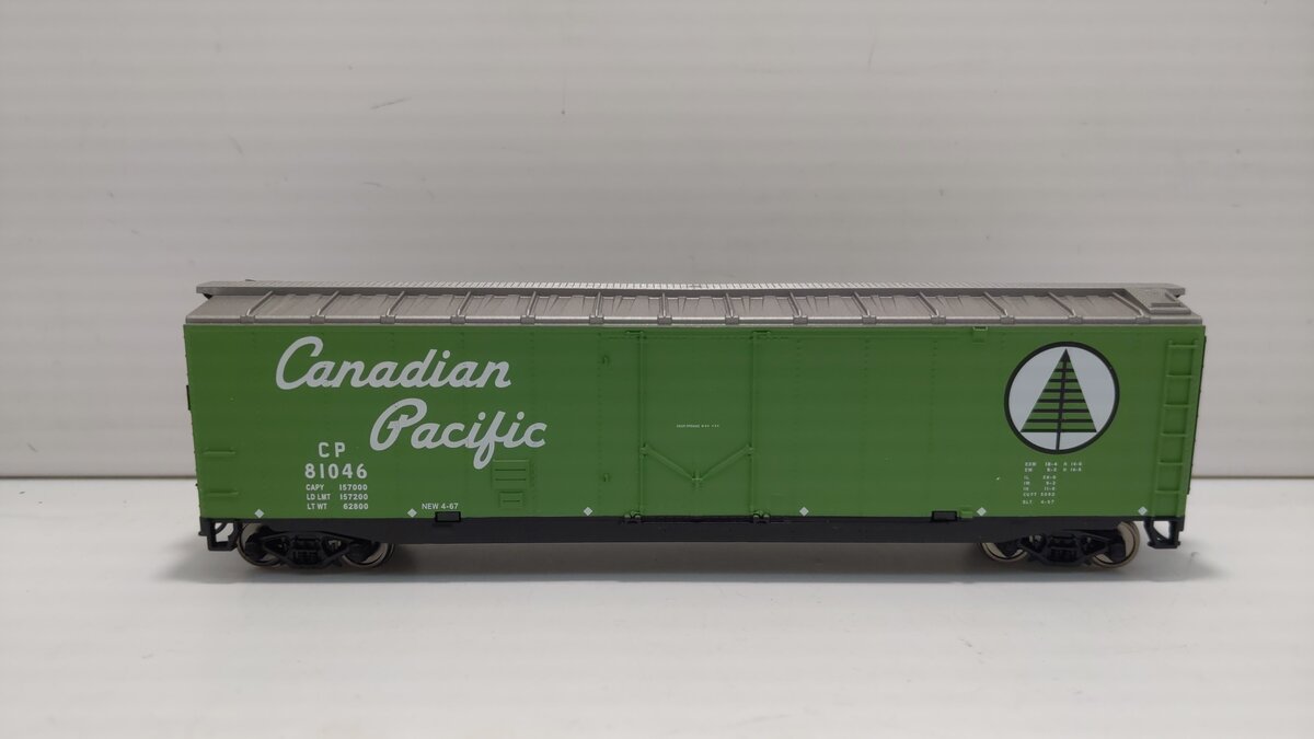 Walthers 931-673 HO Canadian Pacific 50' Plug-Door Boxcar #81046 - Ready to Run