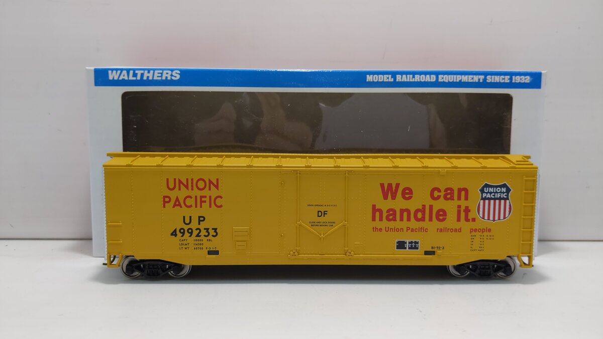 Walthers 931-1672 HO Union Pacific 50' Plug-Door Boxcar #499233 - Ready To Run