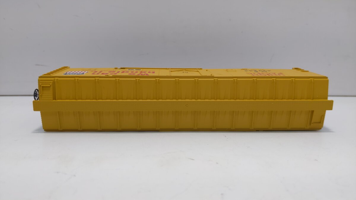 Walthers 931-1672 HO Union Pacific 50' Plug-Door Boxcar #499233 - Ready To Run